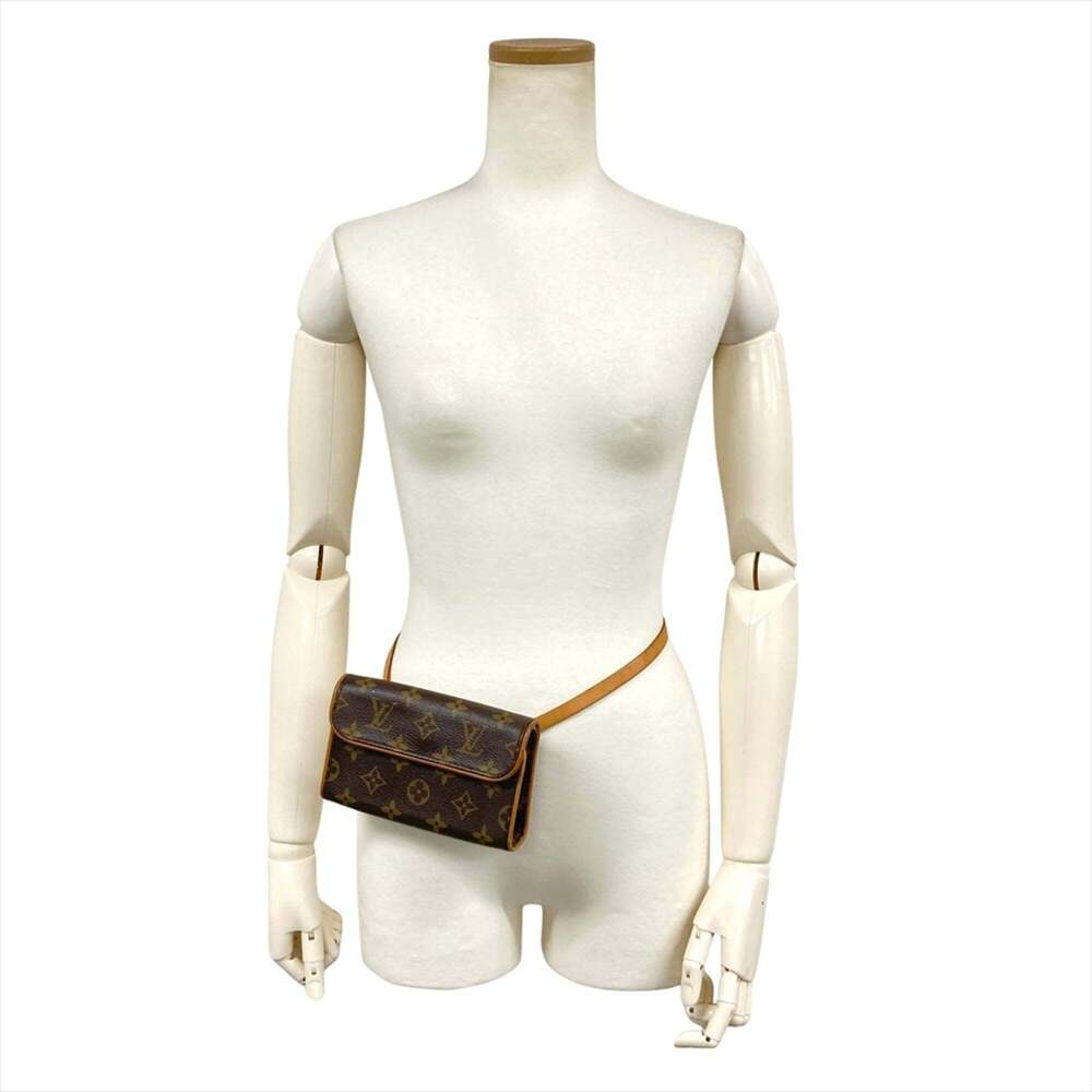 LOUIS VUITTON Authentic Brown Monogram Canvas Pochette Hobo Bag - Picture 7 of 11